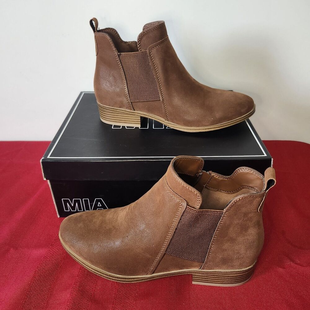 MIA Paola Cognac Brushed Ankle Boots Womens Size 9 M Chelsea Booties MH1537MM